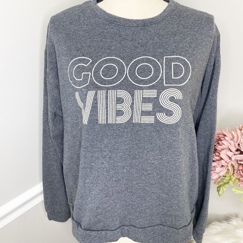 Tres bien Good Vibes Grey Long Sleeve Sweatshirt